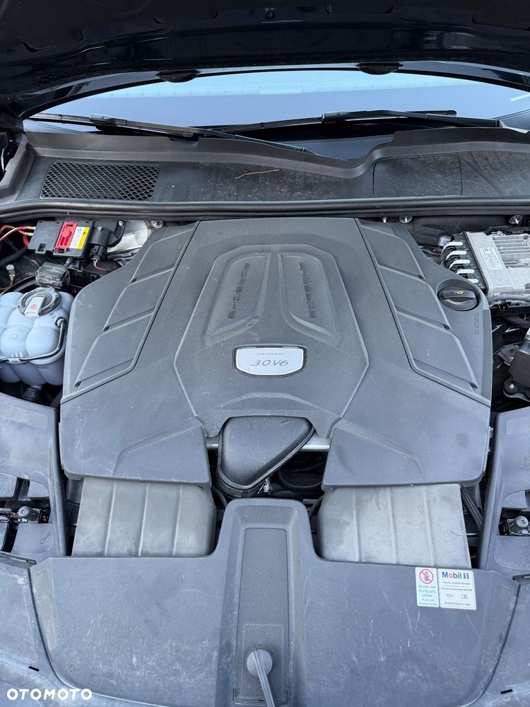 Porsche Cayenne - 11