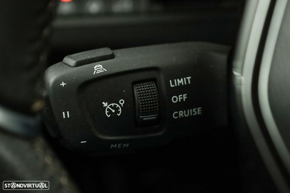 Peugeot 3008 1.2 Hybrid GT e-DCS6 - 18