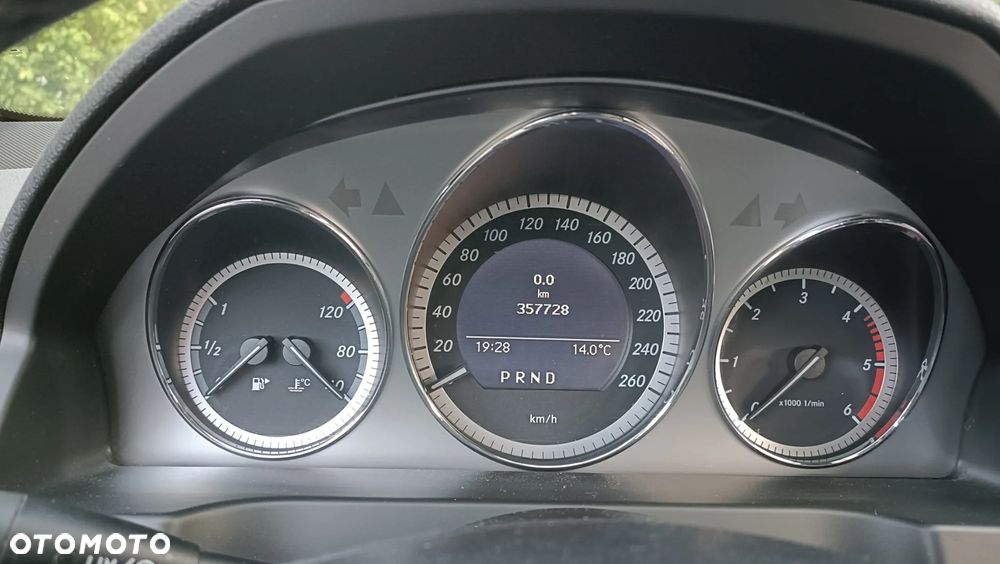 Mercedes-Benz Klasa C 200 CDI DPF Automatik BlueEFFICIENCY - 10
