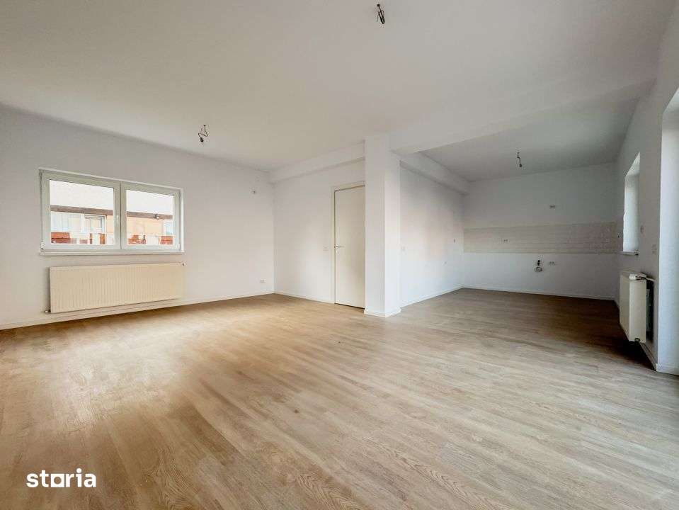 OFERTĂ Sabareni! Vila duplex 4 camere, 250 mp teren | 119.990€ TV - Imagine principală: 4/19