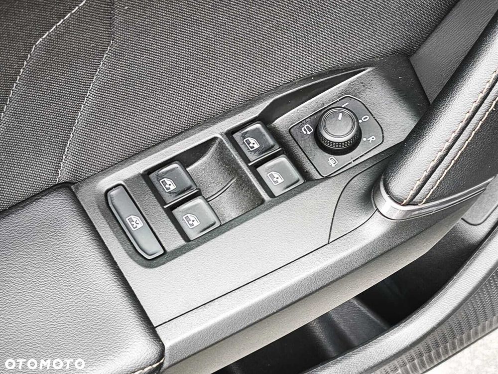 Cupra Formentor 1.5 eTSI mHEV DSG - 21