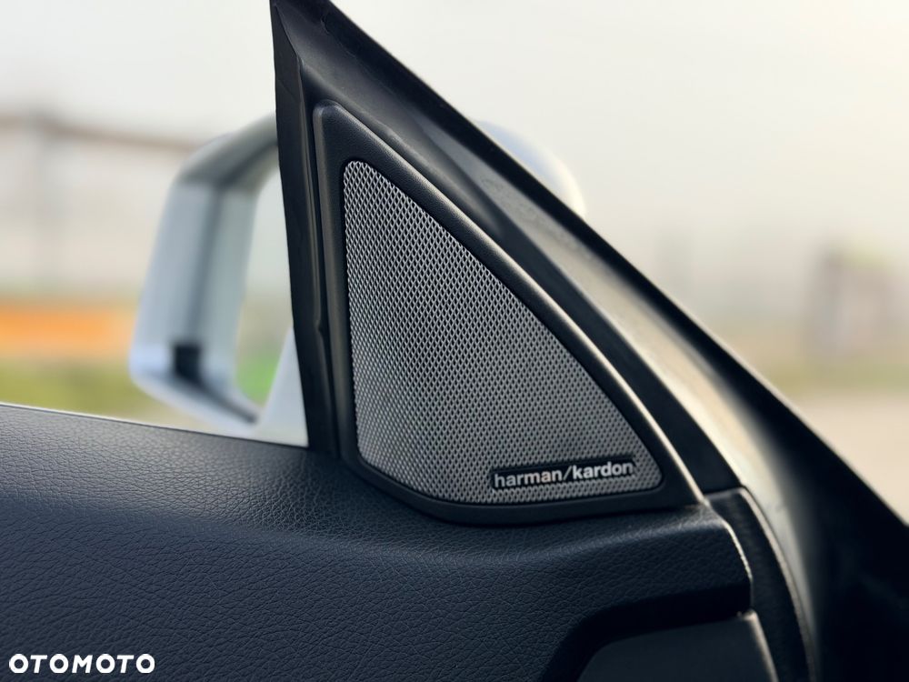 Mercedes-Benz Klasa E 500 Avantgarde - 28