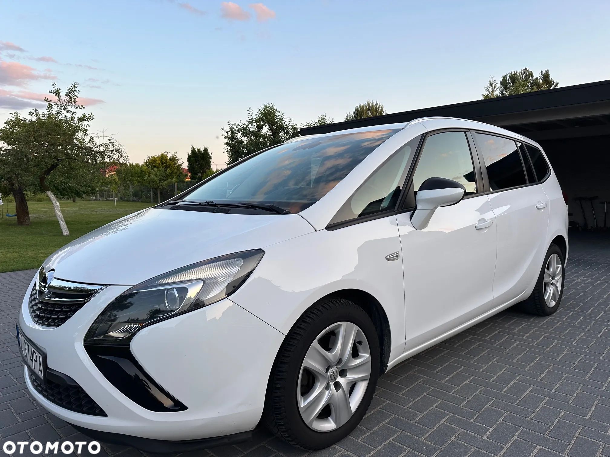 Opel Zafira - 1