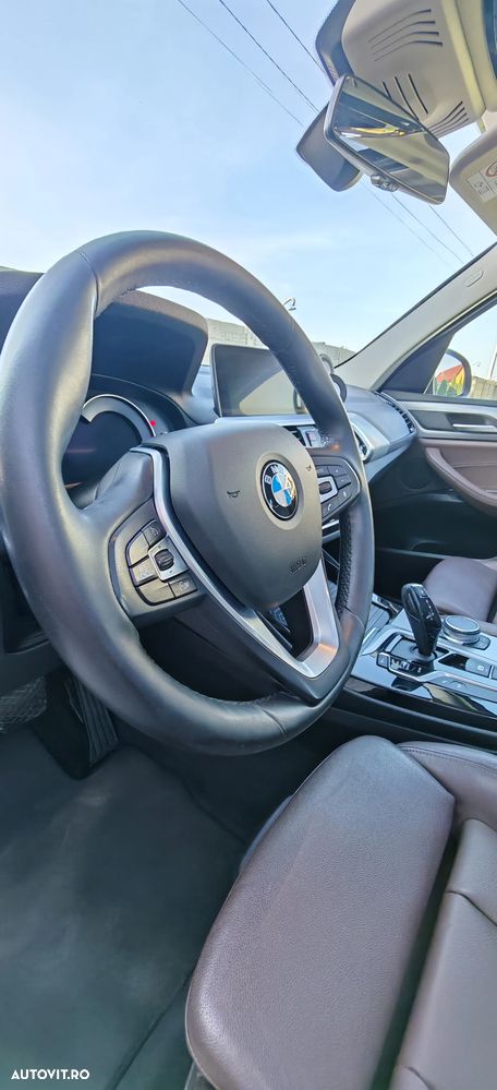 BMW X3 xDrive20i Aut. Luxury Line - 9