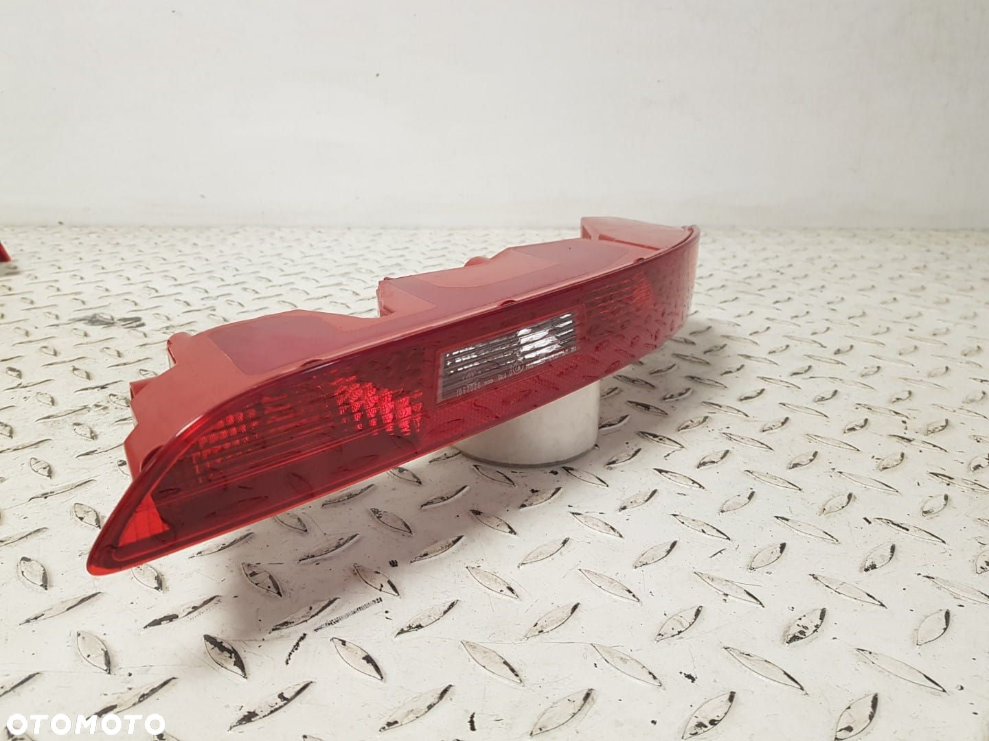ORYGINALNA TYLNA PRAWA TYŁ PRAWA LAMPA W ZDERZAK AUDI Q3 I 1 11-14 8U0 8U0945096 - 5