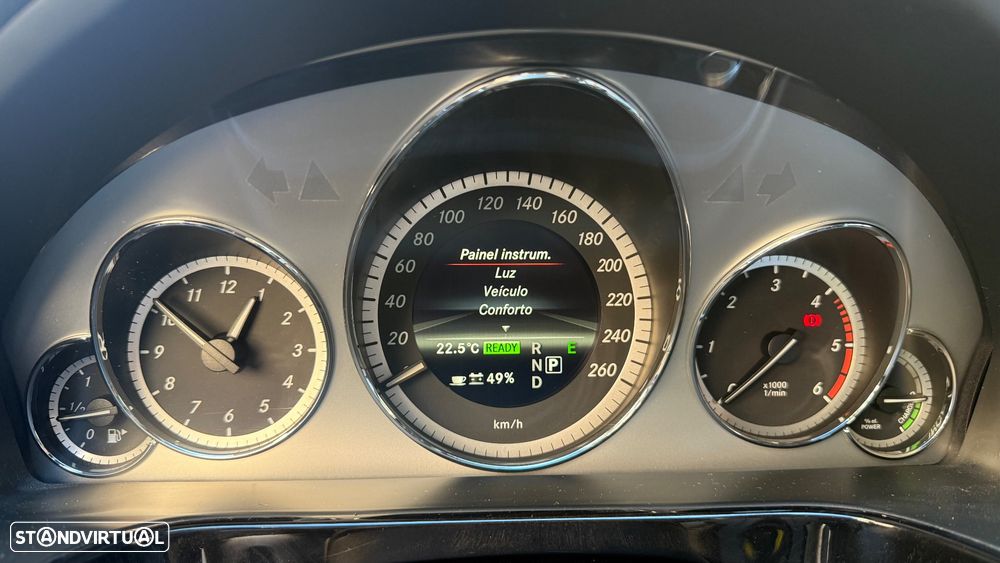 Mercedes-Benz E 300 - 12