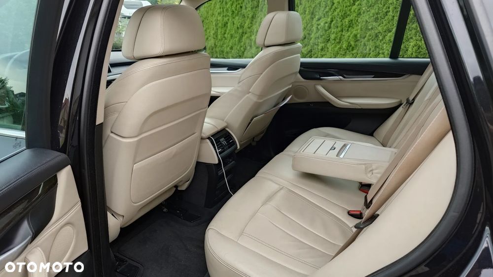 BMW X5 xDrive40d - 7