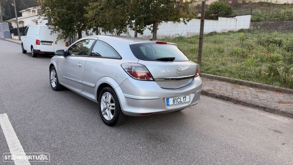 Opel Astra Gtc 2006 photo 3