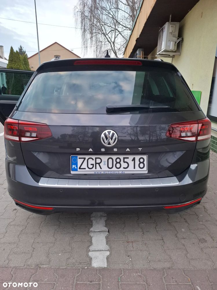 Volkswagen Passat 2.0 TDI (BlueMotion Technology) DSG Comfortline - 10