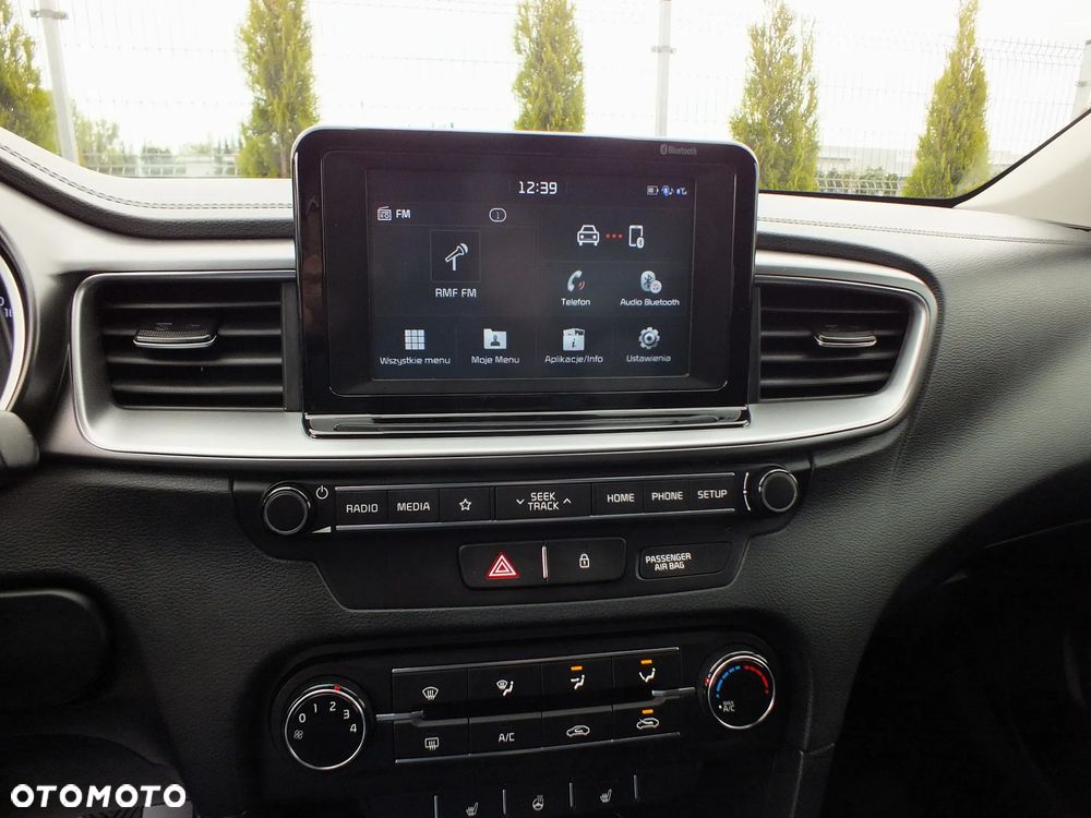 Kia Ceed 1.4 CVVT ISG Vision - 10