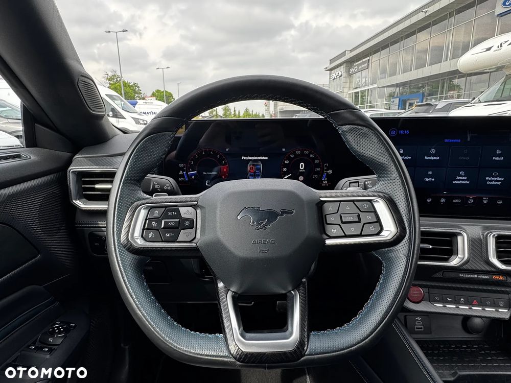 Ford Mustang - 16