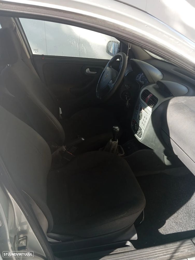 Opel Corsa 1.2 16V N-Joy - 6