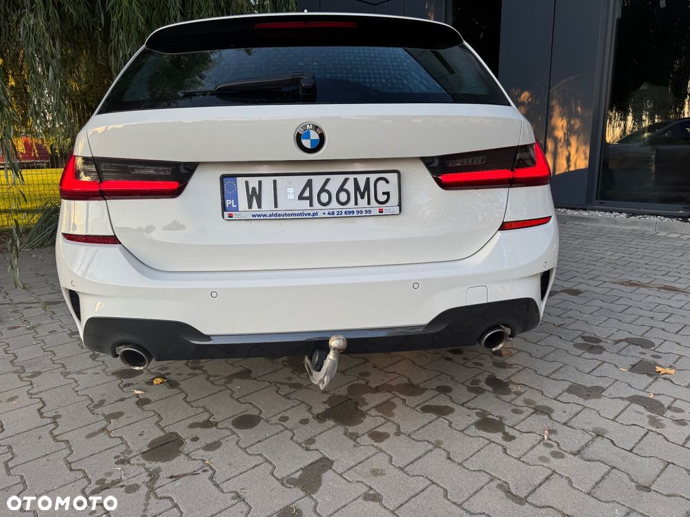 BMW Seria 3 318i M Sport sport - 15