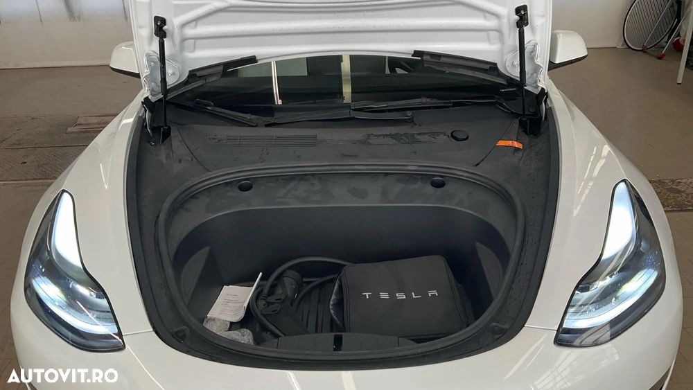 Tesla Model 3 Langstreckenbatterie Allradantrieb Dual Motor - 10