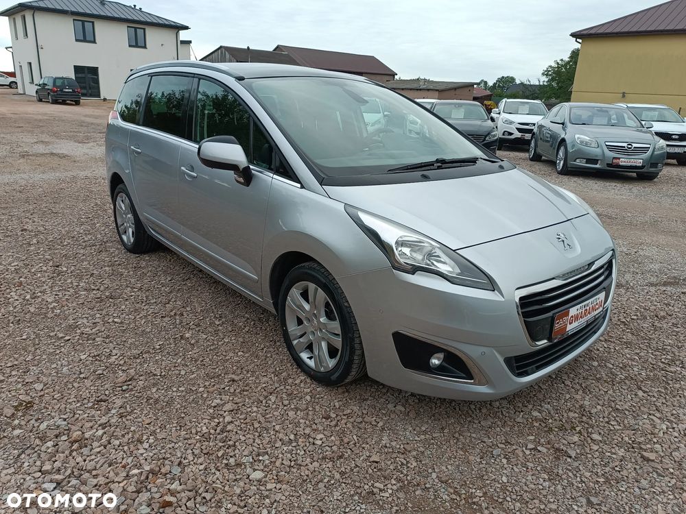 Peugeot 5008 1.6 HDi Style 7os - 7