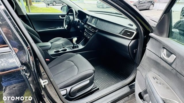 Kia Optima - 10