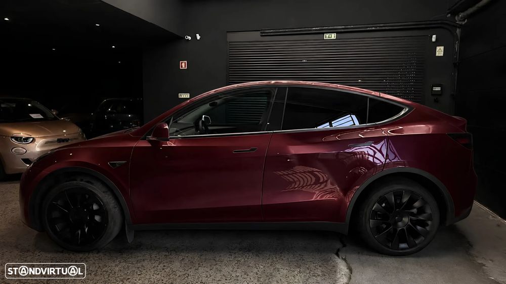Tesla Model Y Long Range Dual Motor AWD - 4