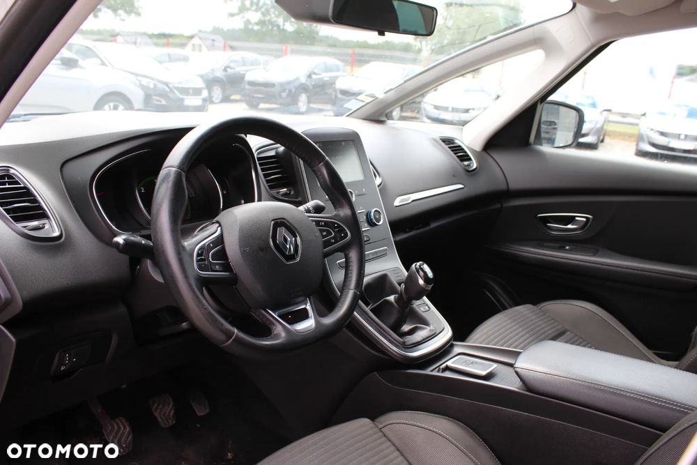 Renault Scenic BLUE dCi 120 LIMITED - 17