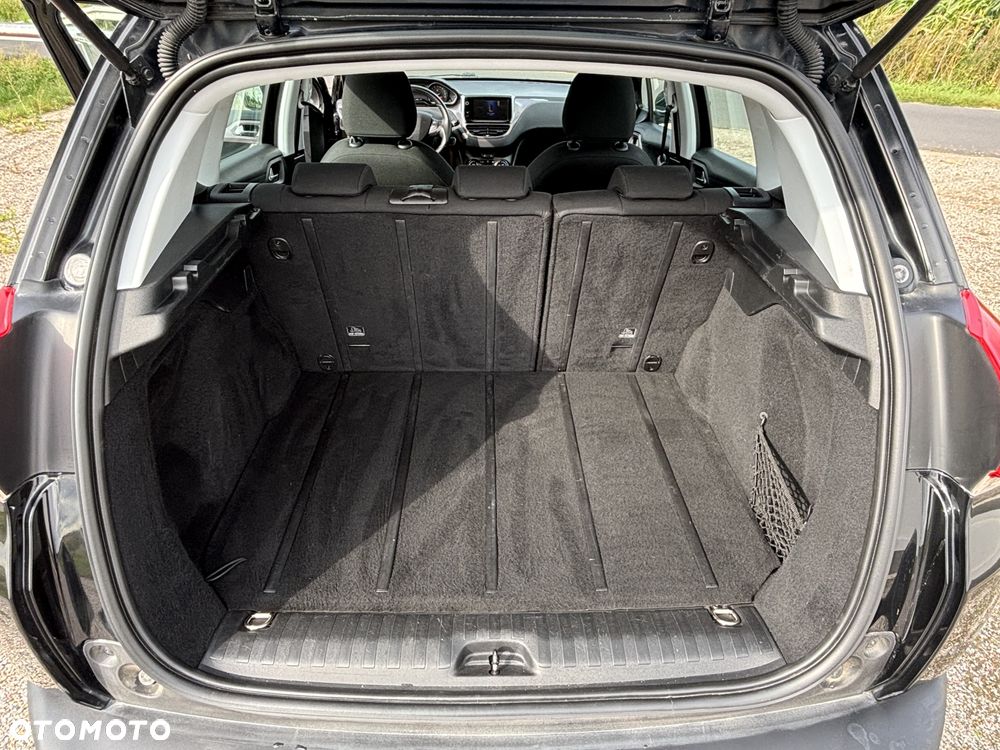 Peugeot 2008 PureTech 82 Style - 22