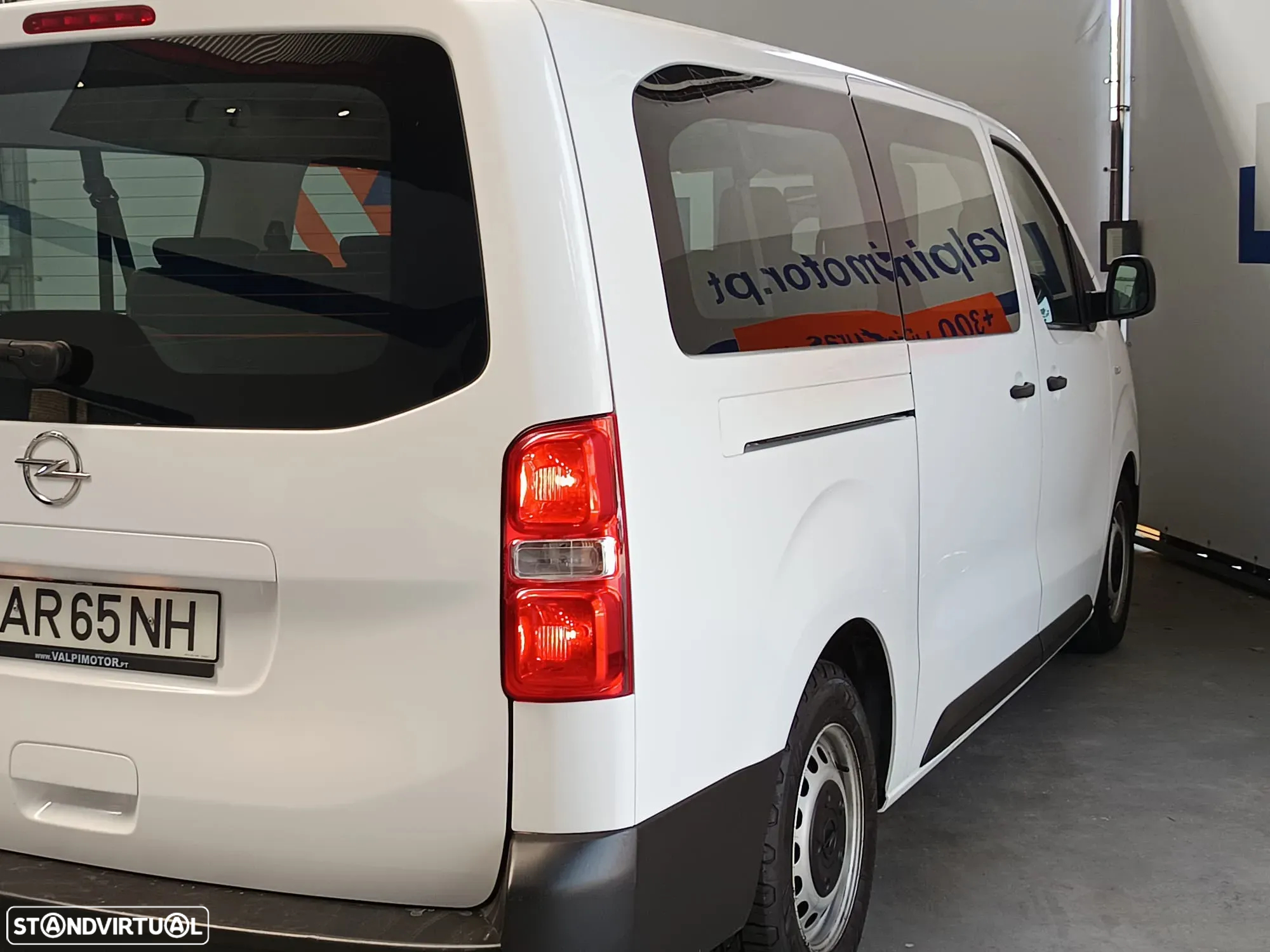 Opel Vivaro 1.5 CDTi L3H1 Essentia Inc - 12