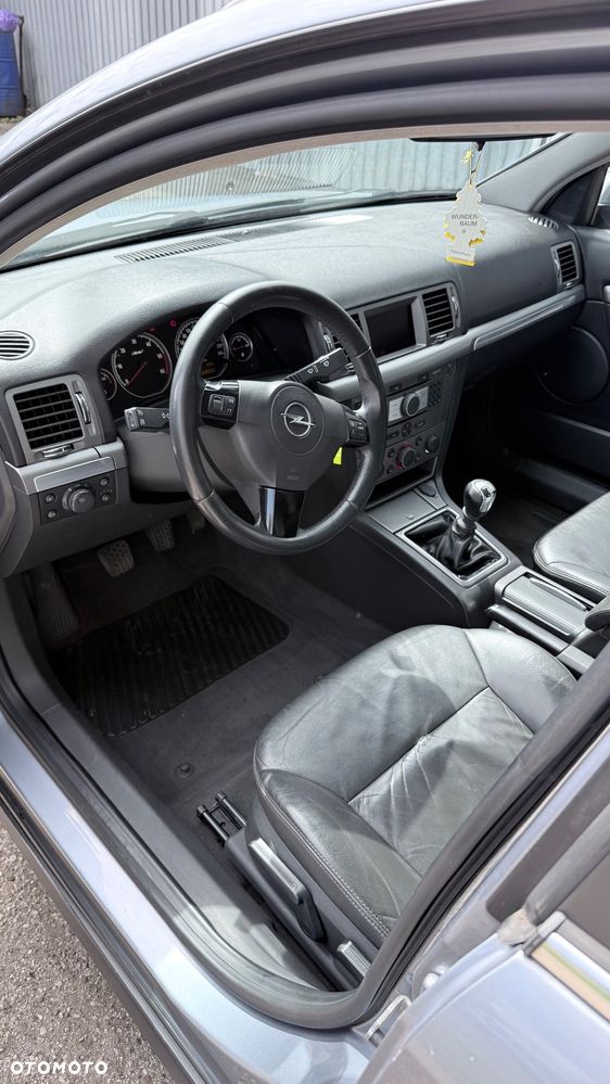 Opel Vectra 1.9 CDTI Cosmo Plus - 26