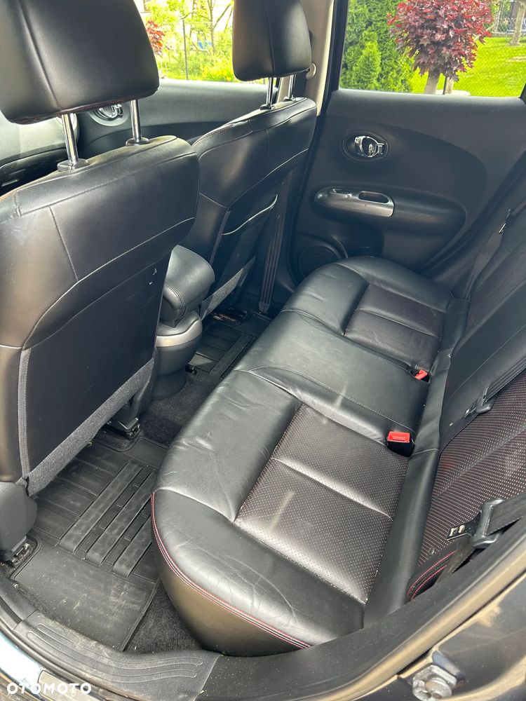 Nissan Juke 1.6 DIG-T ALL-MODE 4x4i Xtronic Tekna - 8