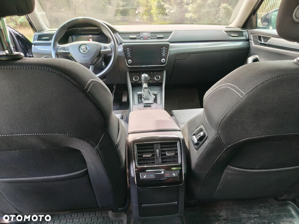Skoda Superb 2.0 TDI SCR Style DSG - 17