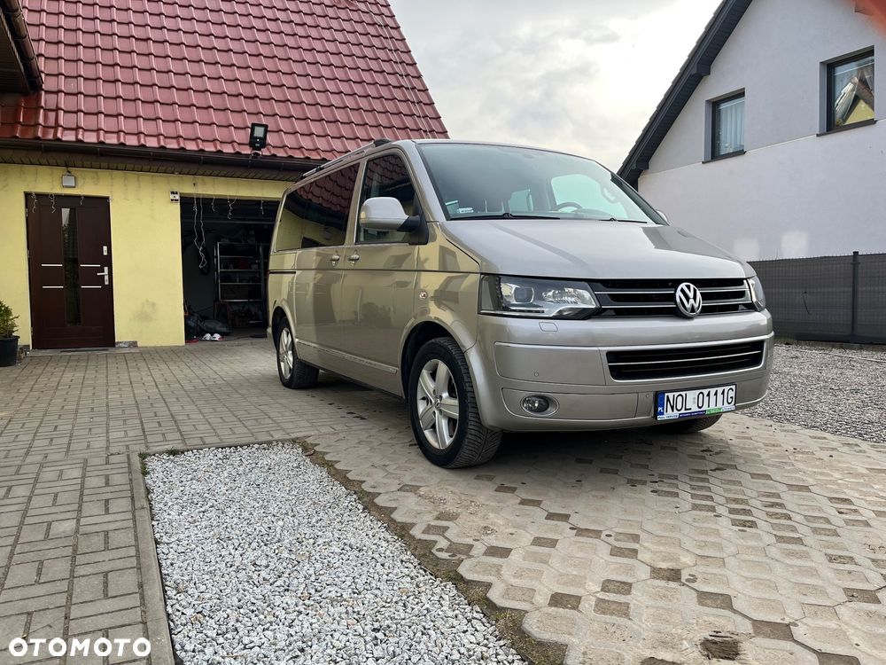 Volkswagen Multivan - 2
