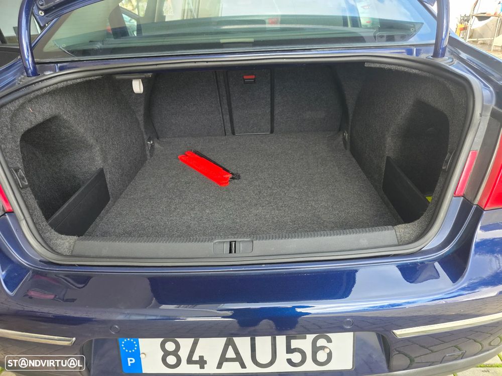 VW Passat 2.0 TDI Highline IM - 28