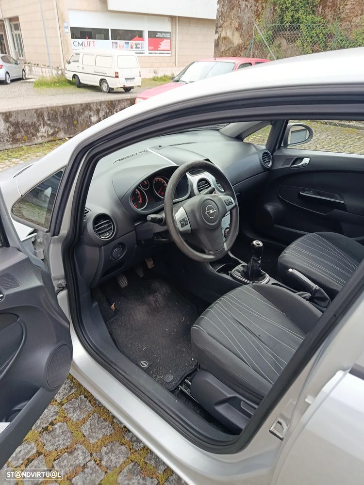 Opel Corsa - 10