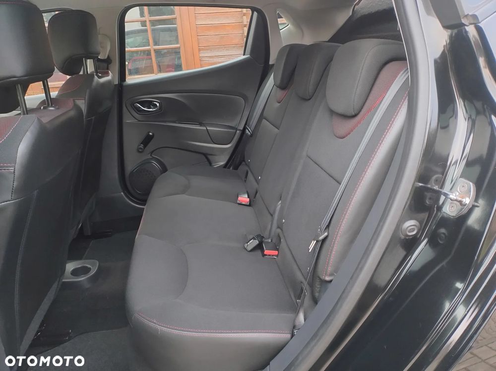 Renault Clio 1.2 16V 75 Experience - 22