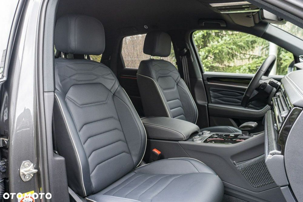 Volkswagen Touareg - 31