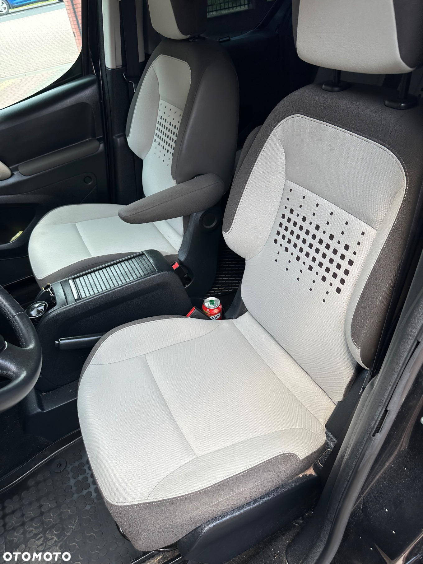 Citroën Berlingo Multispace e-HDi 90 FAP EGS6 Start Stop Selection - 12