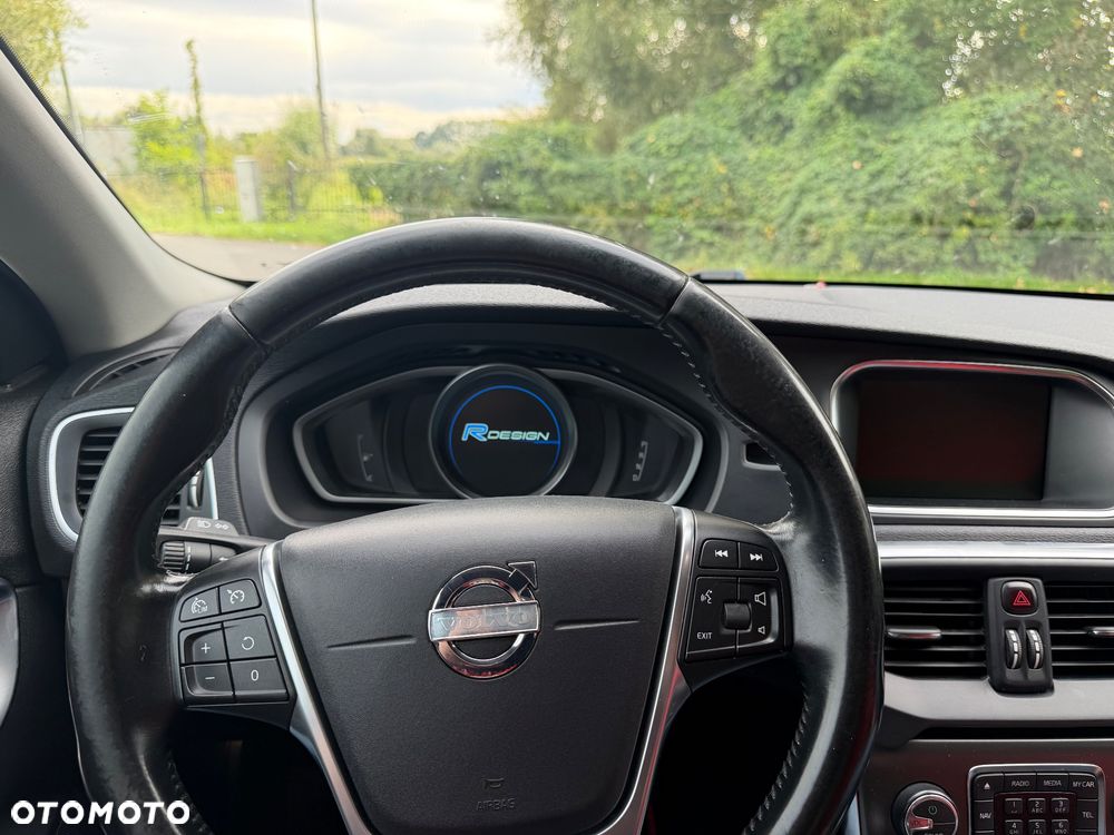 Volvo V40 D2 Kinetic - 13