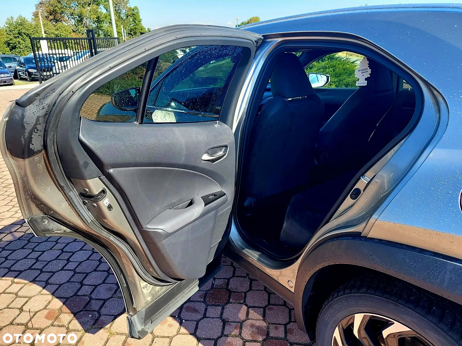 Lexus UX 200 GPF Pure 2WD - 10
