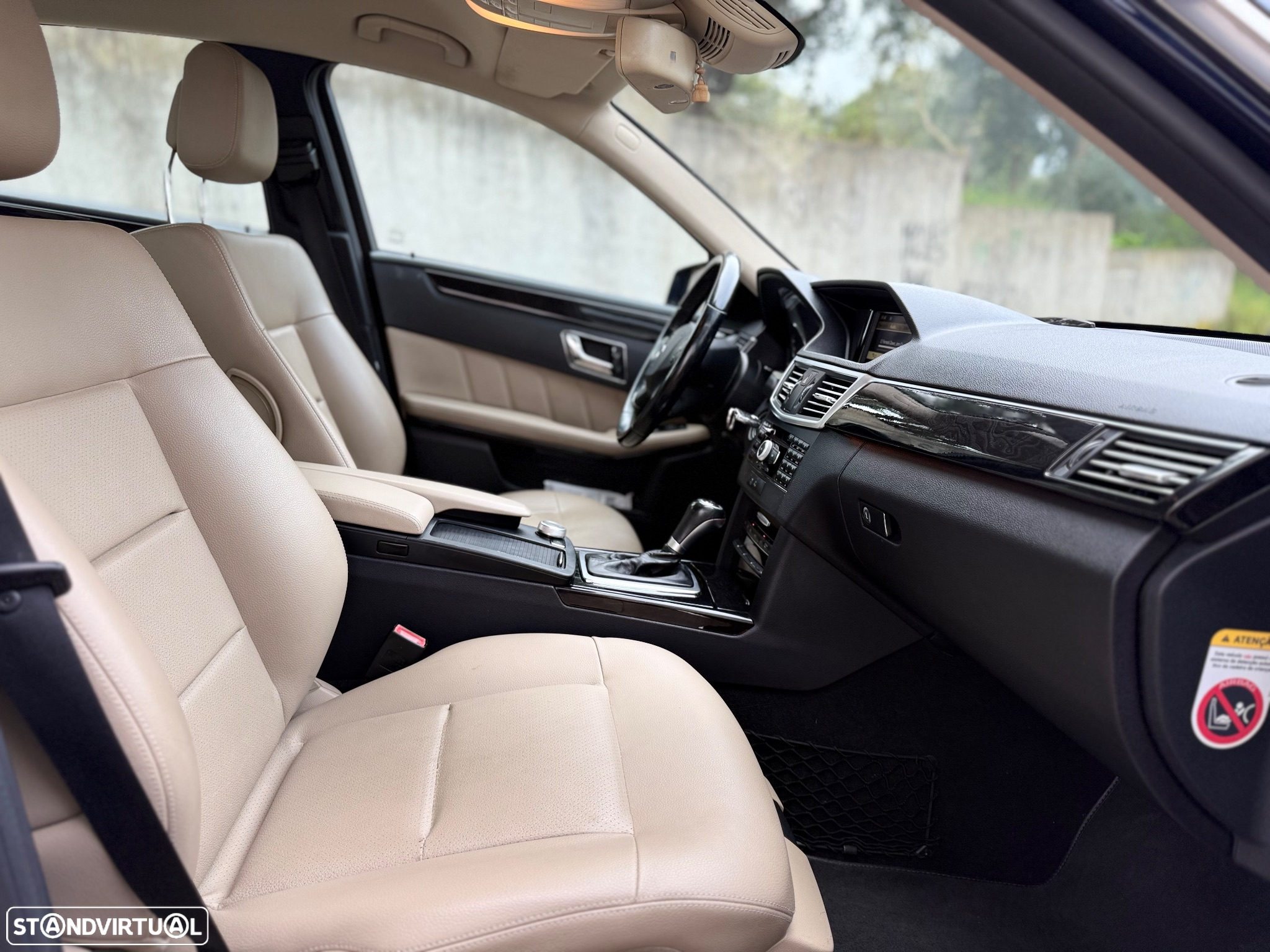 Mercedes-Benz E 220 CDi Avantgarde BlueEfficiency Auto. - 7
