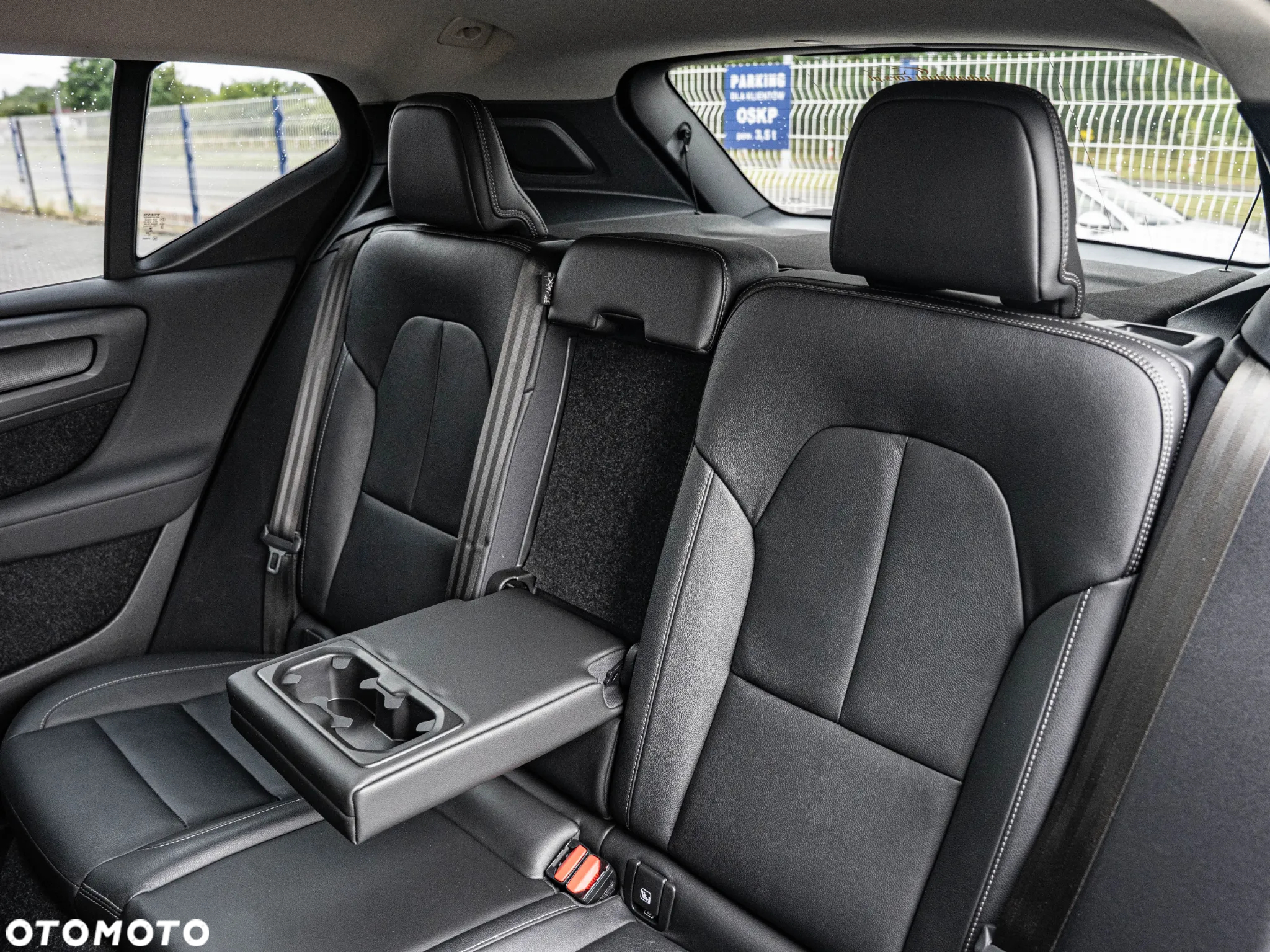 Volvo XC 40 D3 SCR Momentum Core - 29