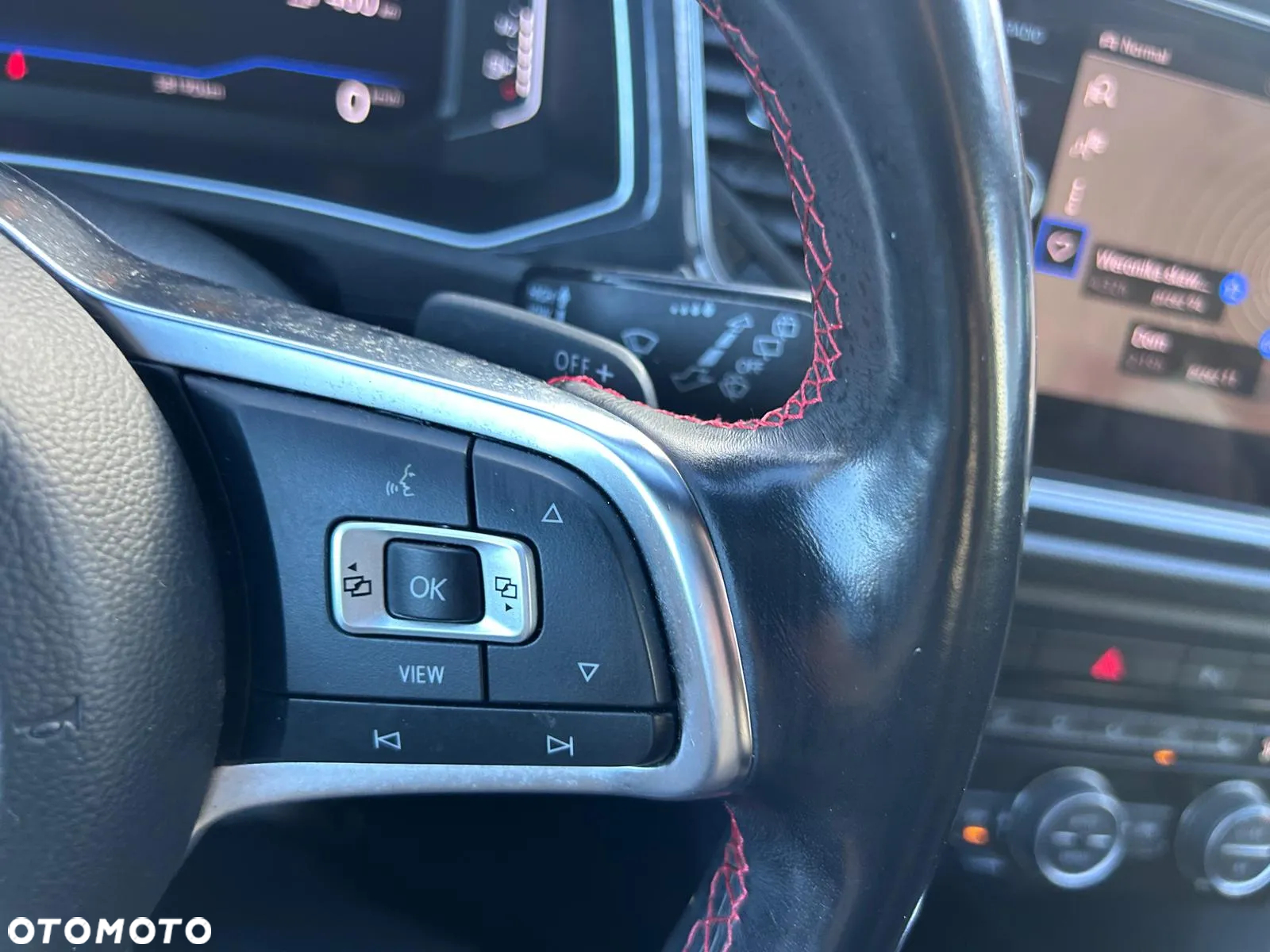 Volkswagen T-Roc 1.5 TSI GPF ACT Premium DSG - 33
