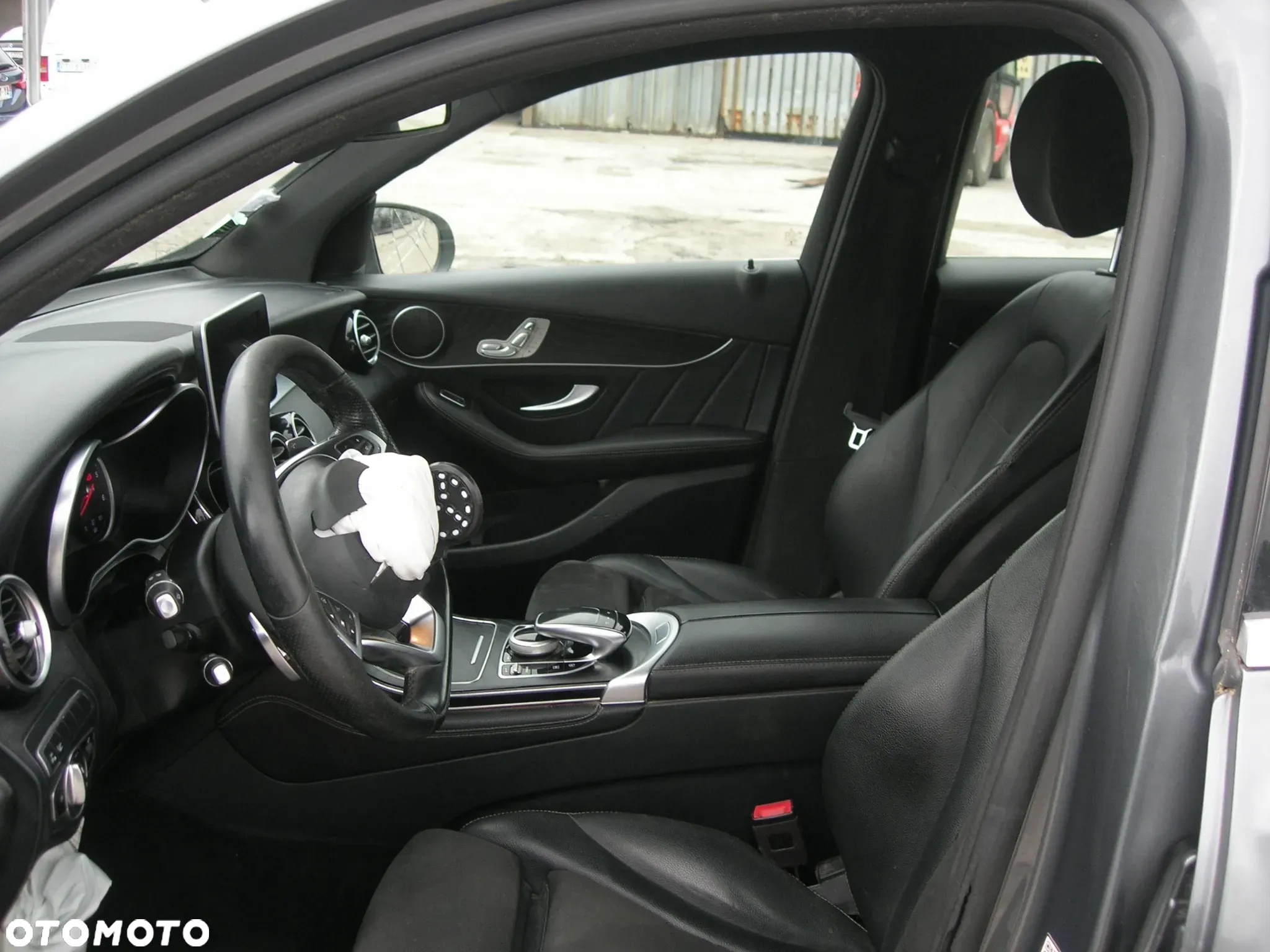 Mercedes-Benz GLC 220 d 4Matic 9G-TRONIC AMG Line - 13