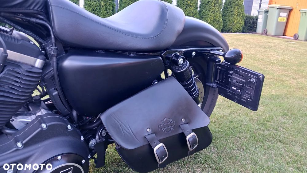 Harley-Davidson Sportster Iron 883 - 9