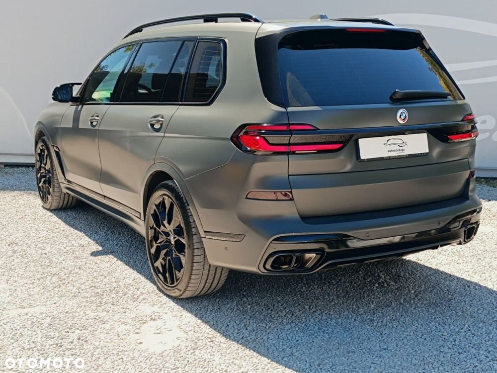 BMW X7 - 16