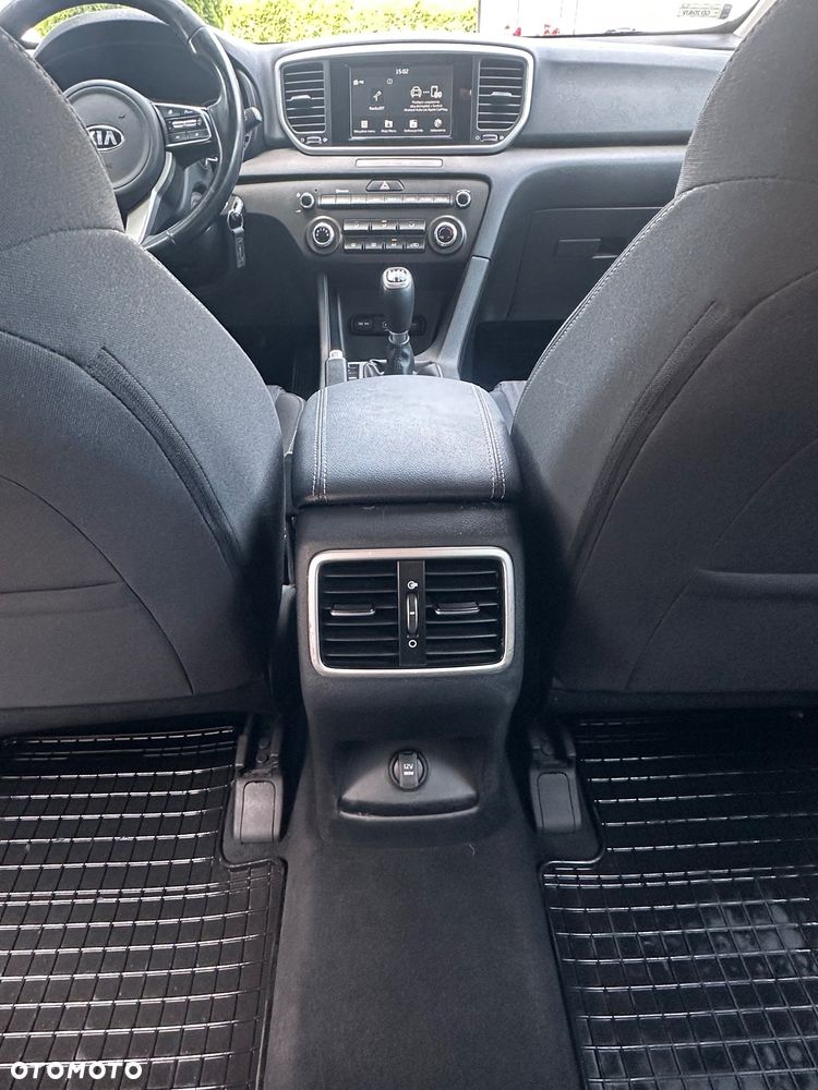 Kia Sportage 1.6 T-GDI Business Line 4WD - 28