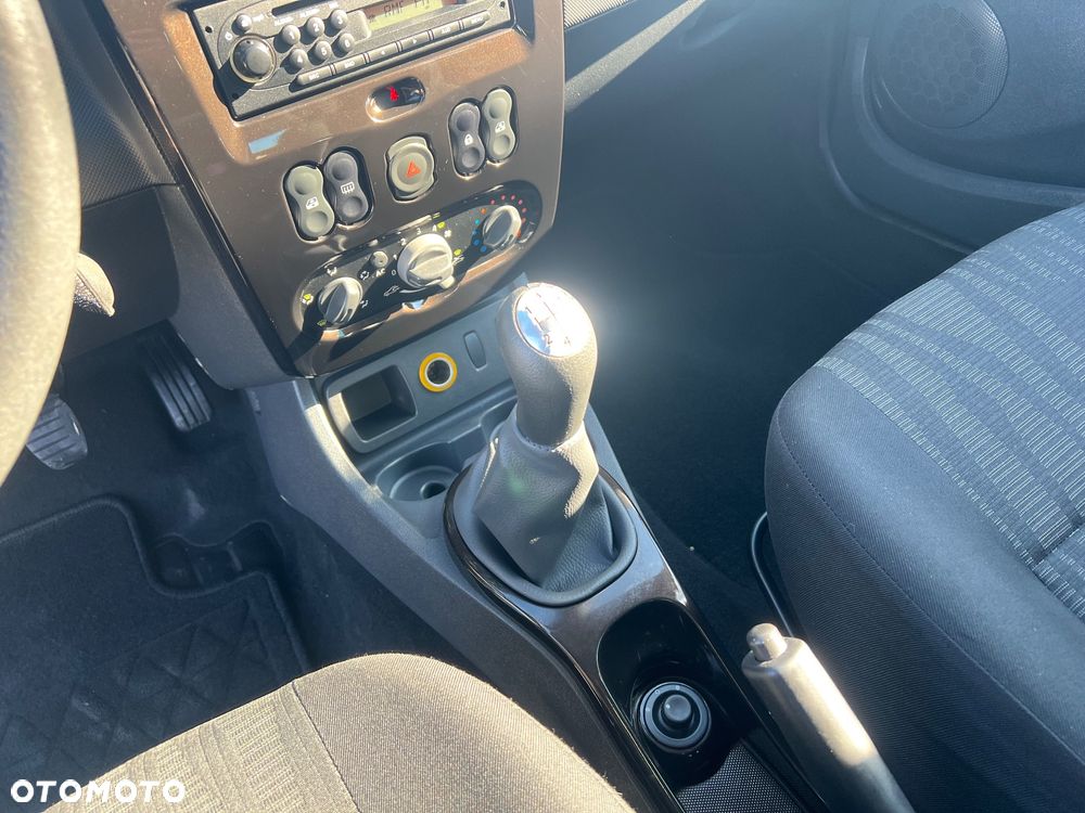 Dacia Duster 1.6 16V 4x2 Ambiance - 17