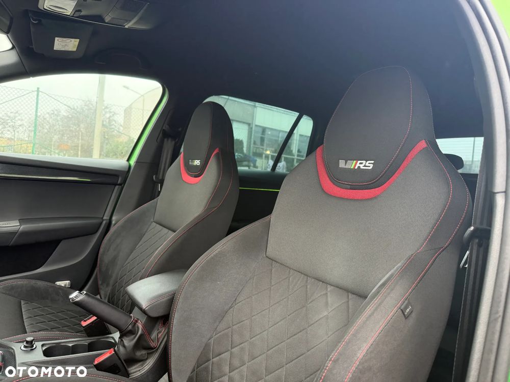 Skoda Octavia 2.0 TSI RS 230 - 24