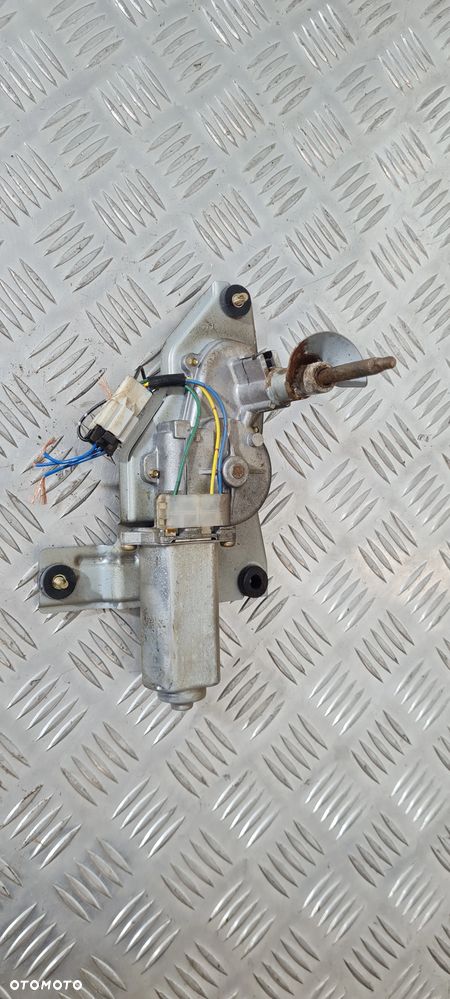 Mitsubishi Pajero III Silniczek Wycieraczek - 1