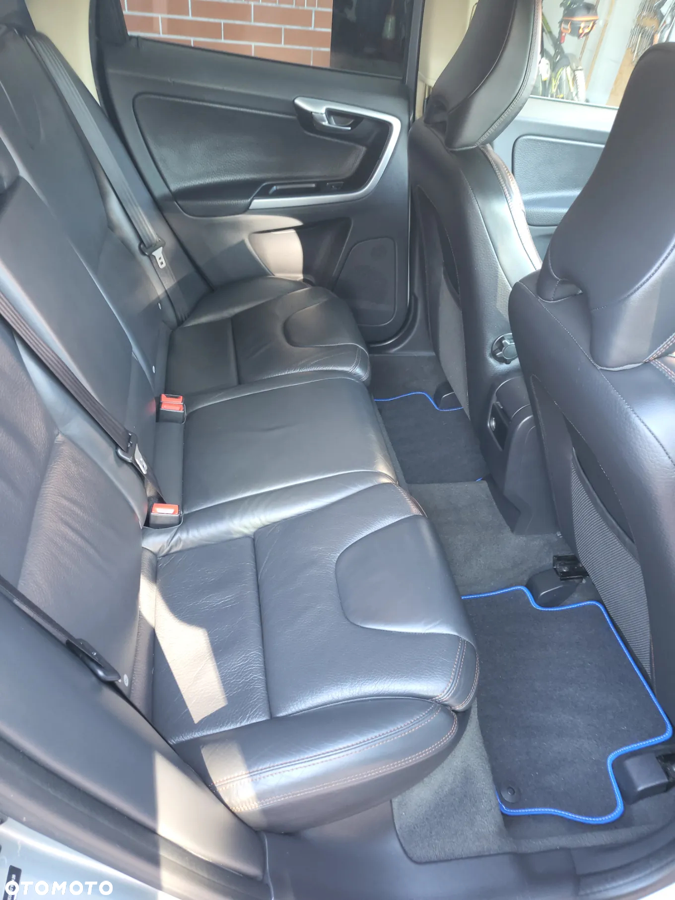 Volvo XC 60 3.2 AWD Kinetic - 13