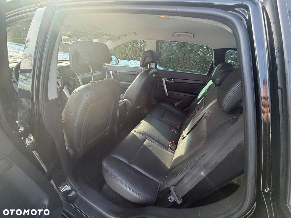 Chevrolet Captiva 2.4 LS 5os - 4