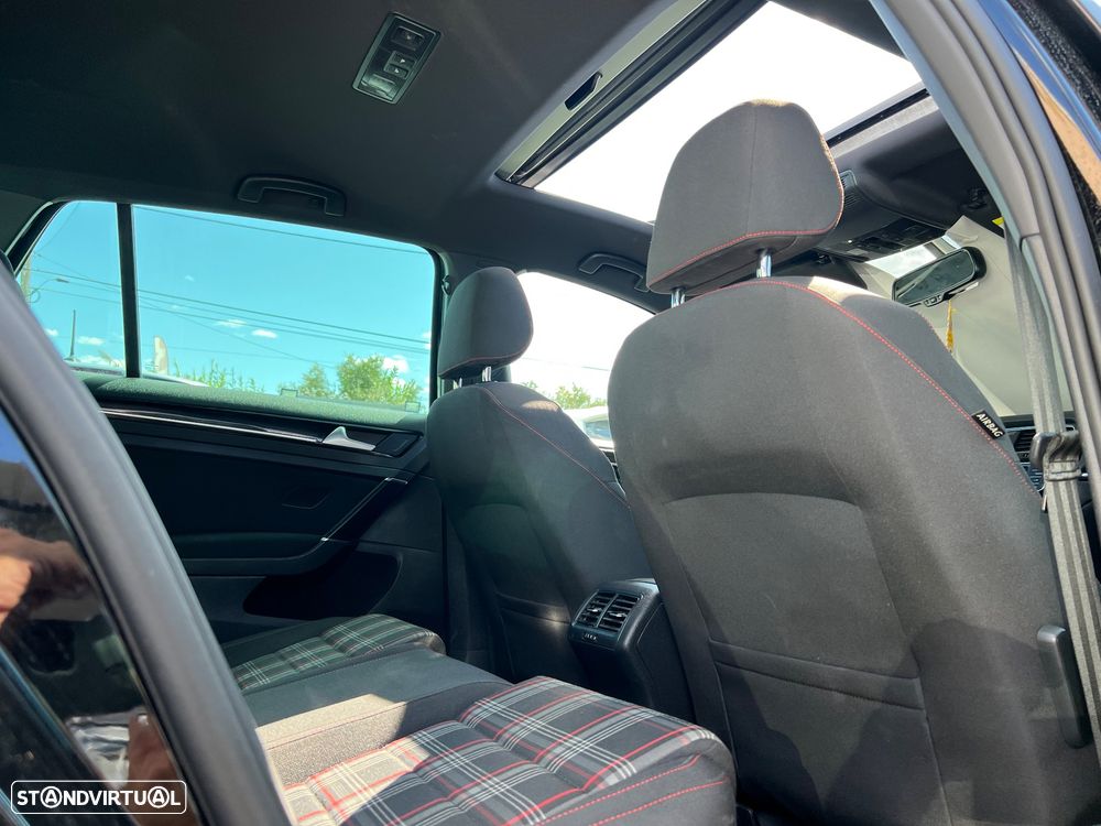VW Golf 2.0 TSi GTi DSG - 15