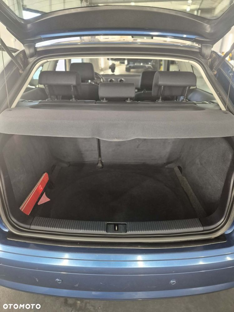 Audi A3 3-drzwiowe 1.6 Attraction - 7