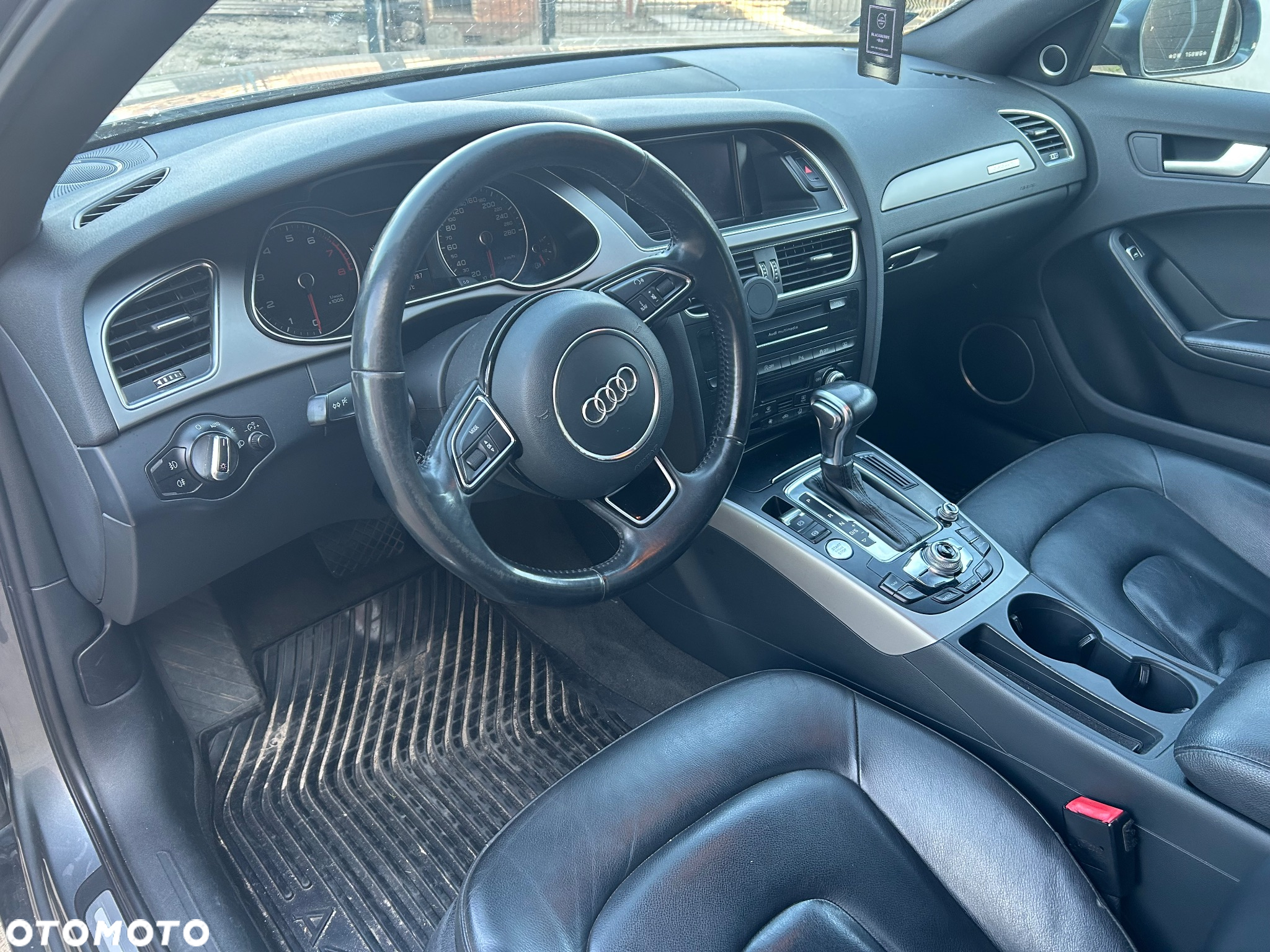 Audi A4 2.0 TFSI Quattro S tronic - 8